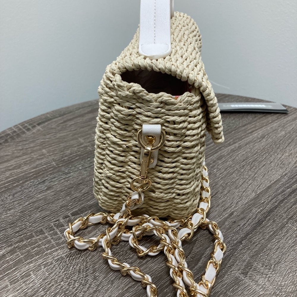 Natural/Ivory Sift Straw Purse w/Chain - Picture 3 of 16